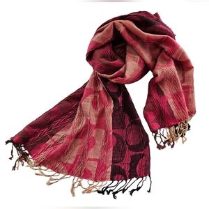 NICOLE MARCIANO Woven Pink/Fuchsia Pattern Fringe Scarf | SZ 72"